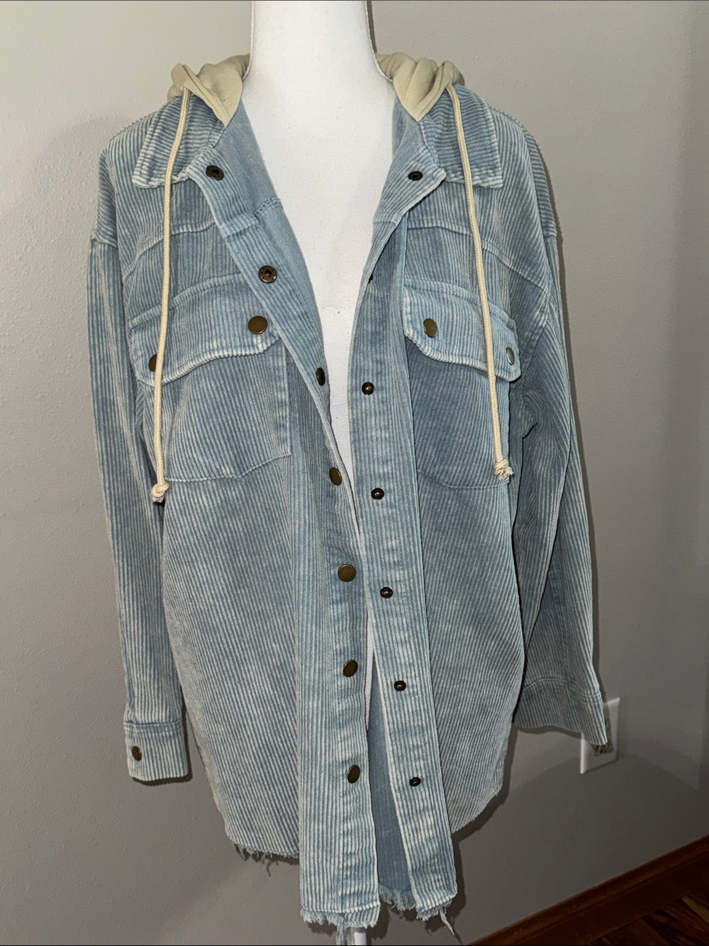 New Women’s Corduroy Shacket - Large